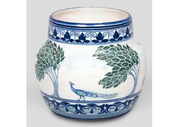 Vaso con motivi vegetali e animali Vaso con motivi vegetali e animali